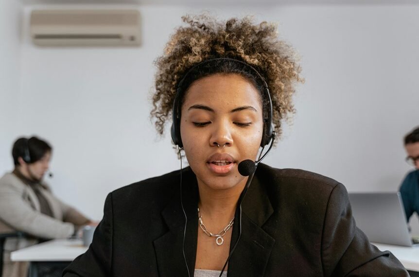 corporate tech support hotline